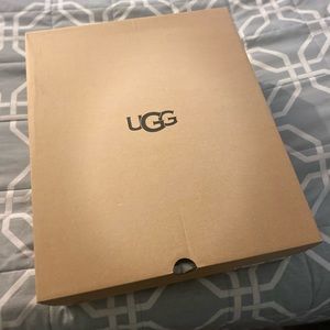 UGG Women’s Sunburst Tall Sz 8